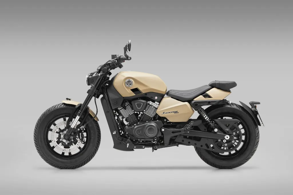 Leoncino-Bobber-400---Lato-sinistro---Desert-tan.webp