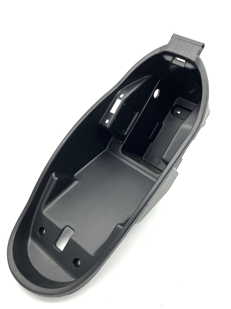[LU60] Luqy box under saddle