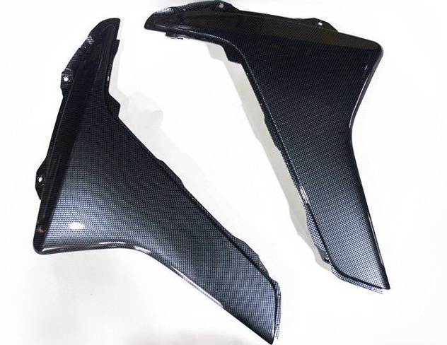Seven - Cover side footrest R