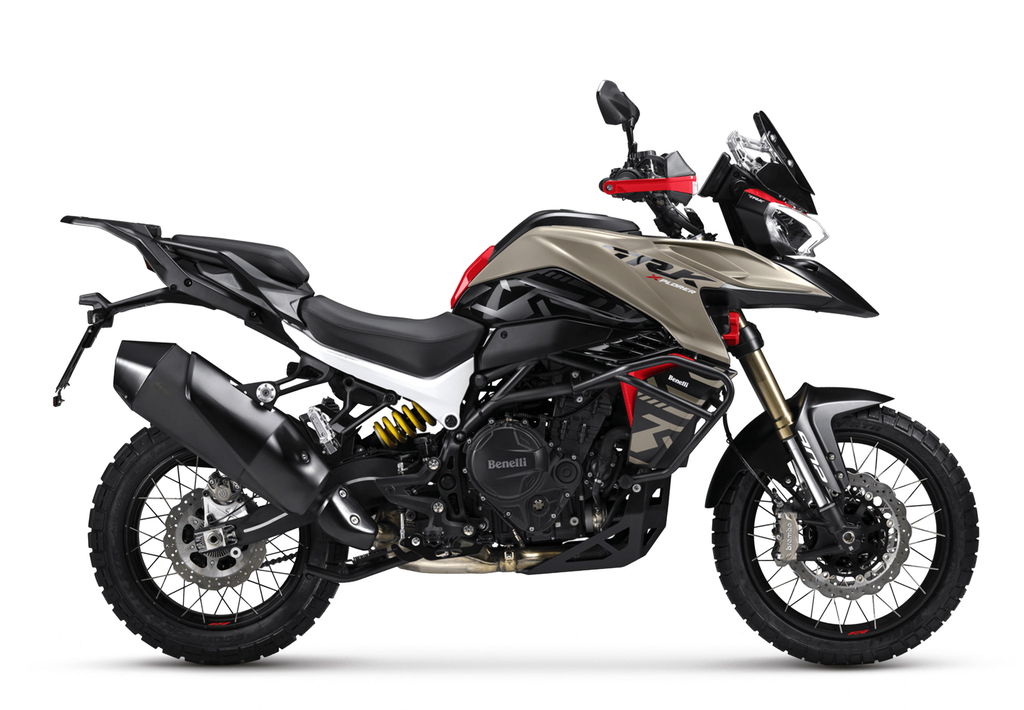 Benelli TRK 902 Xplorer (Dune Sea, Trail)